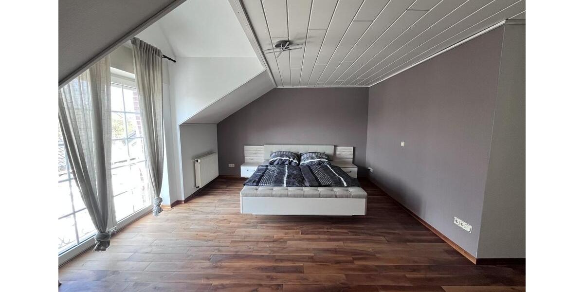 Mehrfamilienhaus, Wohnhaus Bergheim - 4 Zimmer, 167 m&sup2;, 2.420&euro; | Angebot:25899926