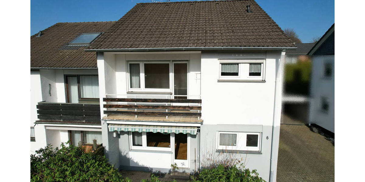 Doppelhaushälfte Odenthal / Blecher Blecher - 4 Zimmer, 111 m&sup2;, 335.000&euro; | Angebot:26017456