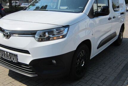 Toyota Proace City 163.200 km 12.990 &euro; Köln 51105