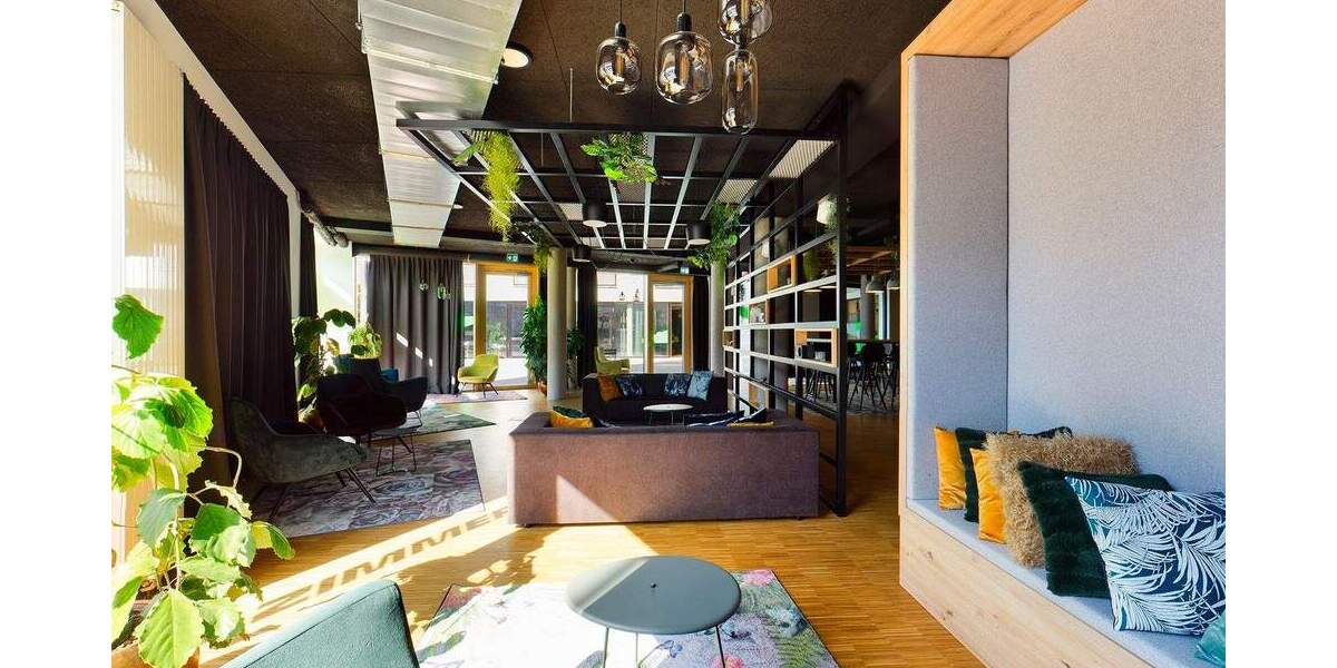 Zimmer Köln Deutz - 1 Zimmer, 24 m&sup2;, 561&euro; | Angebot:25989402