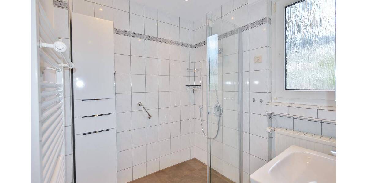 Mehrfamilienhaus, Wohnhaus Haan - 6 Zimmer, 146 m&sup2;, 480.000&euro; | Angebot:26713778