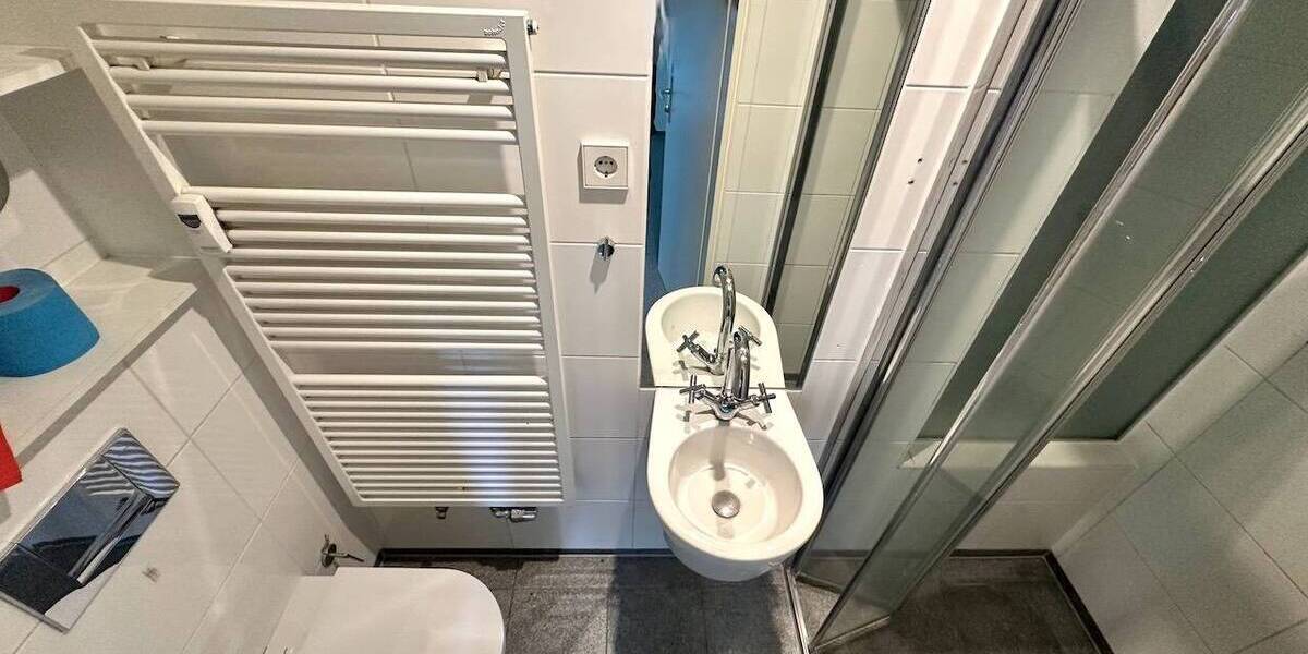 Etagenwohnung Neuss Gnadental - 4 Zimmer, 140 m&sup2;, 1.550&euro; | Angebot:26641440