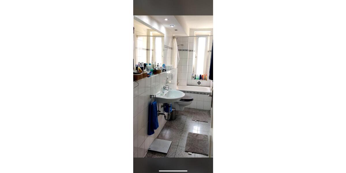 Etagenwohnung Düsseldorf Pempelfort - 1 Zimmer, 15 m&sup2;, 480&euro; | Angebot:26698770