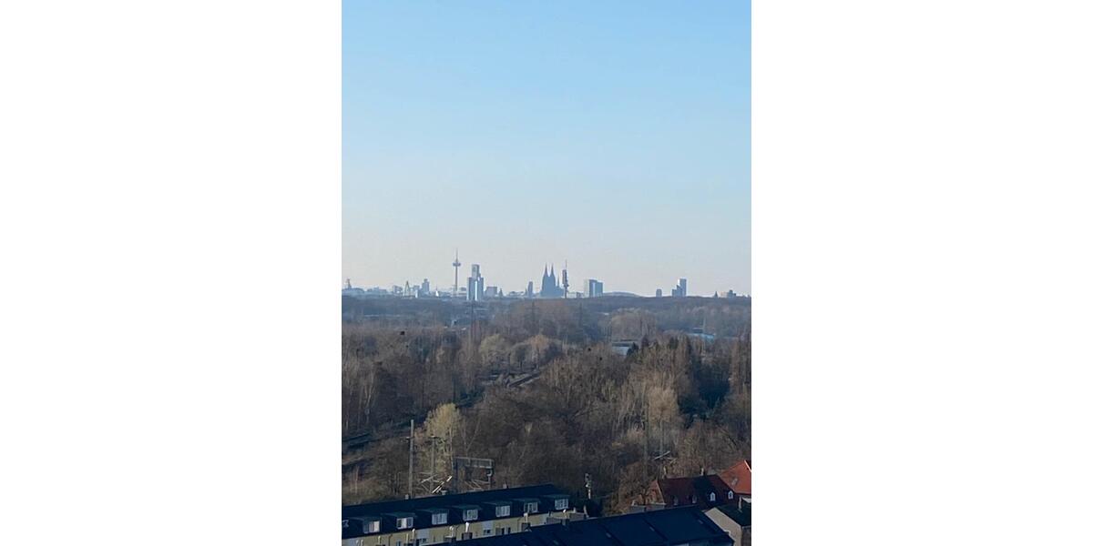 Etagenwohnung Köln Mülheim - 3 Zimmer, 92 m&sup2;, 1.350&euro; | Angebot:26020408