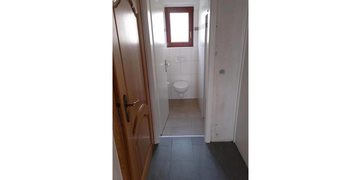Erdgeschoßwohnung Remscheid Reinshagen - 3 Zimmer, 87 m&sup2;, 696&euro; | Angebot:26698747