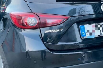 Mazda 3 260.844 km 5.200 &euro; Köln 50997