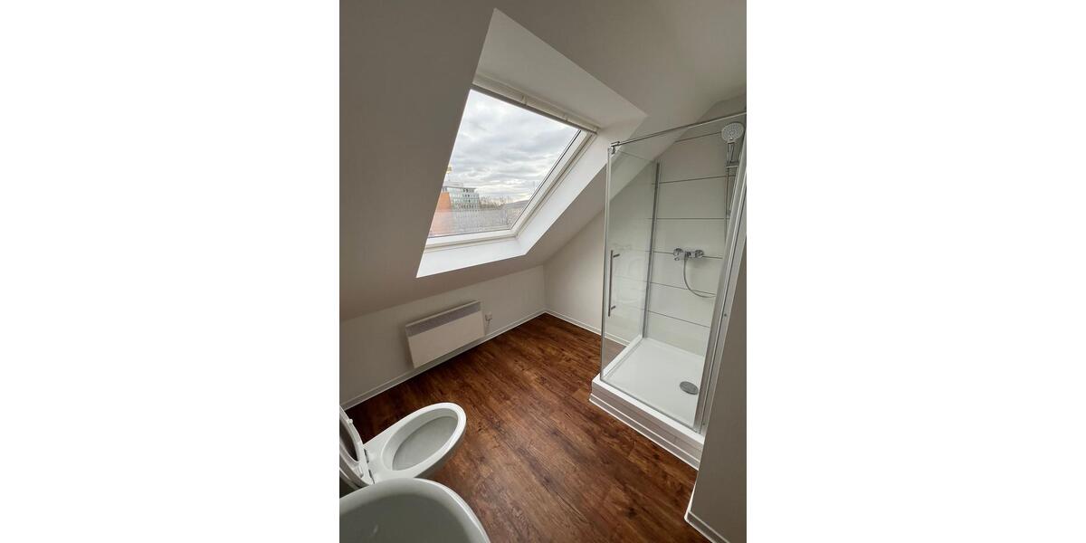 Dachgeschoßwohnung Düsseldorf Stadtbezirk 6 - 1.5 Zimmer, 49 m&sup2;, 750&euro; | Angebot:24930536