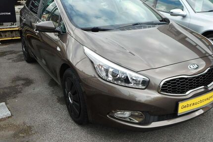 Kia ceed / Ceed 125.000 km 7.950 &euro; Solingen 42653