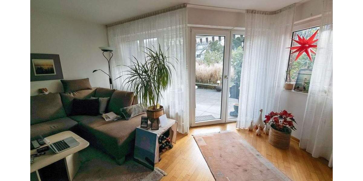 Etagenwohnung Düsseldorf Rath - 3 Zimmer, 88 m&sup2;, 359.000&euro; | Angebot:25691147