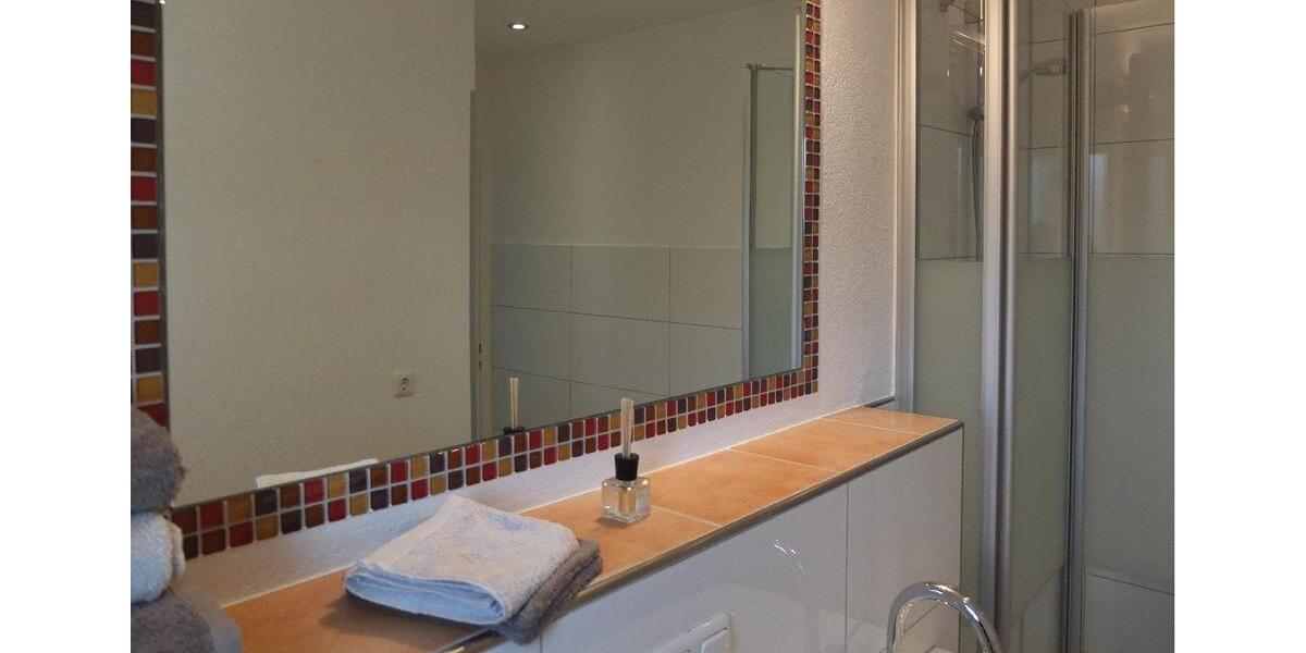 Etagenwohnung Solingen Central - 3 Zimmer, 70 m&sup2;, 705&euro; | Angebot:26178013