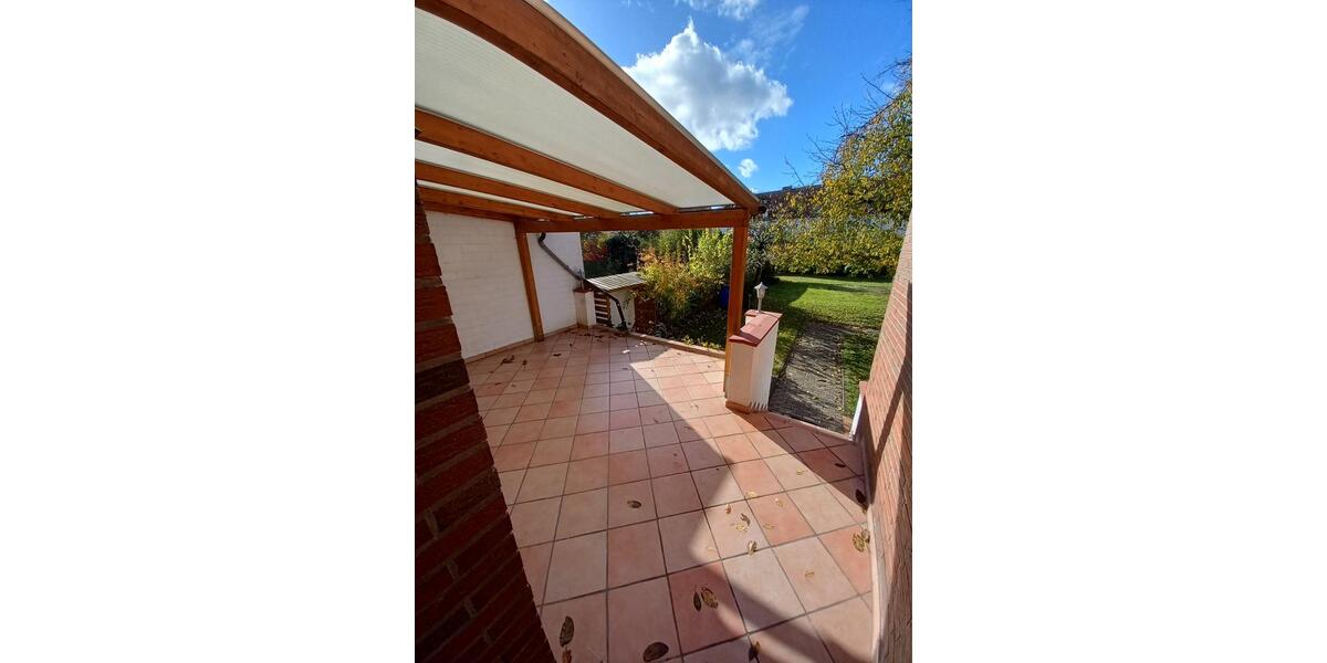 Erdgeschoßwohnung Leverkusen Bürrig - 3 Zimmer, 82 m&sup2;, 1.140&euro; | Angebot:26582035