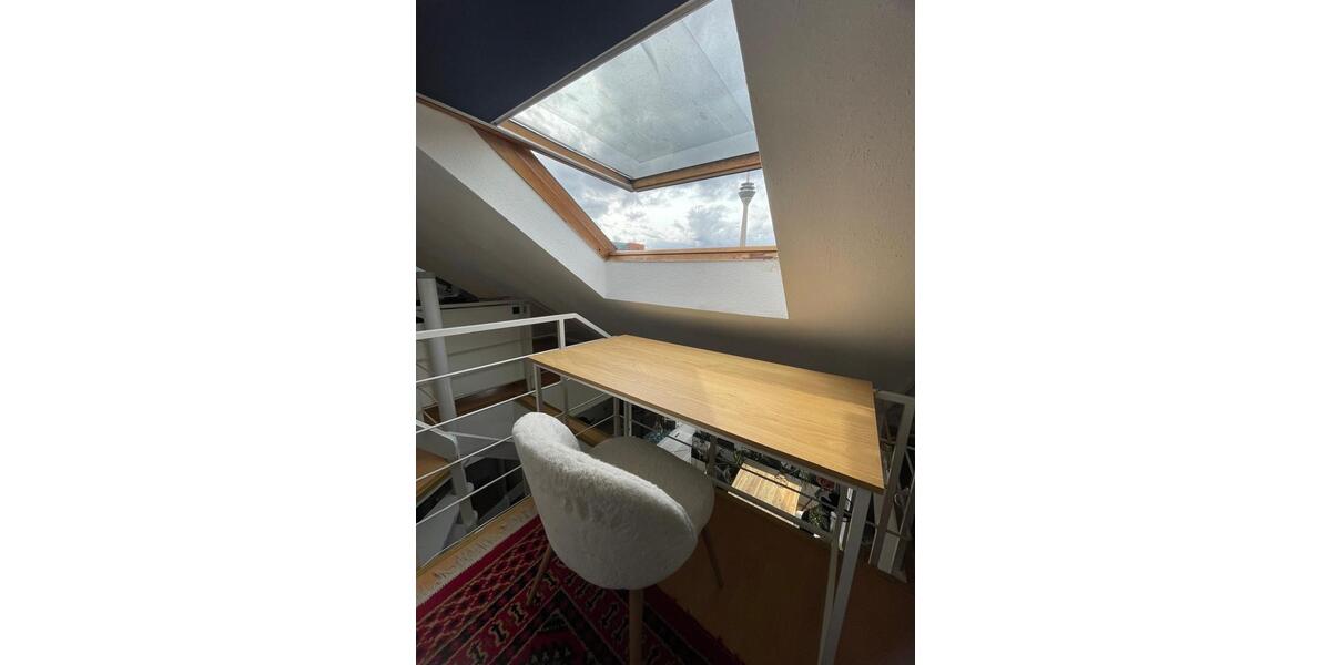 Dachgeschoßwohnung Düsseldorf Stadtbezirk 2 - 1.5 Zimmer, 45 m&sup2;, 914&euro; | Angebot:25918025