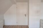 Dachgeschoßwohnung Dormagen Broich - 3 Zimmer, 67 m&sup2;, 950&euro; | Angebot:26026030