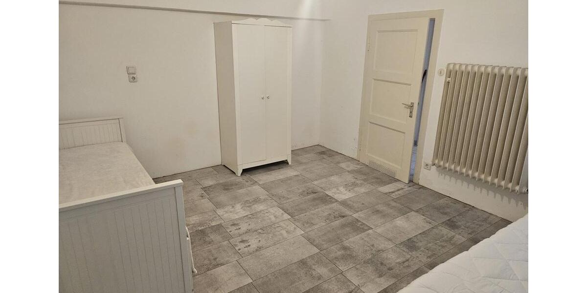 Etagenwohnung Düsseldorf Stadtbezirk 5 - 2 Zimmer, 61 m&sup2;, 950&euro; | Angebot:24522723