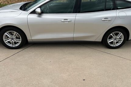 Ford Focus 52.677 km 15.600 &euro; Köln 50829