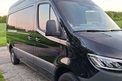Mercedes-Benz Sprinter 19.600 km 43.900 &euro; Köln 51147