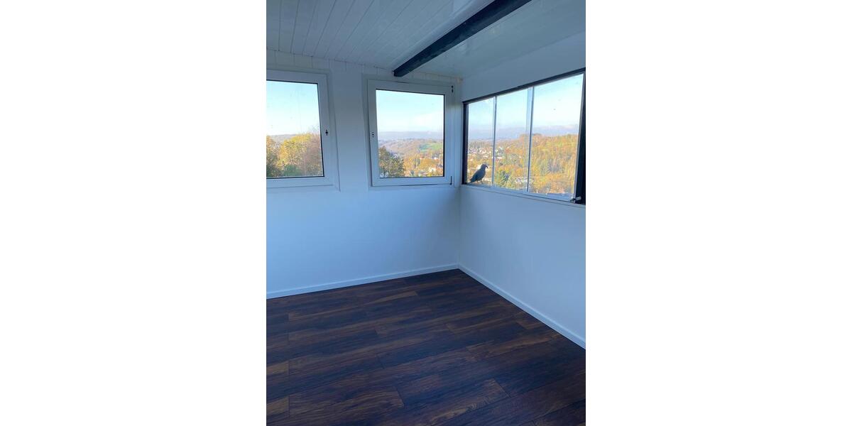 Etagenwohnung Köln Mülheim - 4 Zimmer, 120 m&sup2;, 1.300&euro; | Angebot:25630401