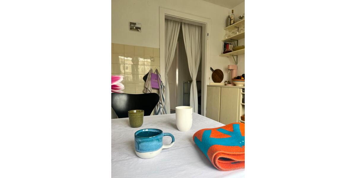 Etagenwohnung Köln Lindenthal - 6 Zimmer, 98 m&sup2;, 620&euro; | Angebot:25991818