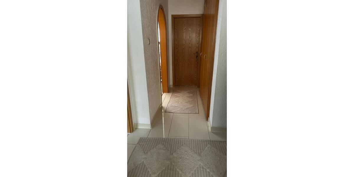 Etagenwohnung Düsseldorf Stadtbezirk 6 - 3 Zimmer, 68 m&sup2;, 650&euro; | Angebot:26032994