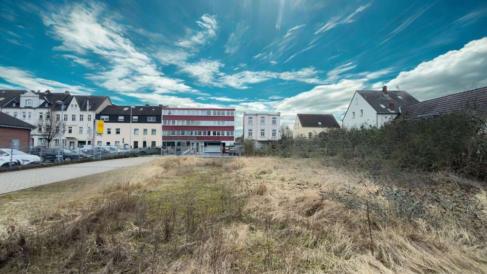 Top-Investment: Baureifes Grundstück mit Baugenehmigung für 11 WE + Gewerbe - Grundstück Leverkusen Küppersteg | Angebot:26579638