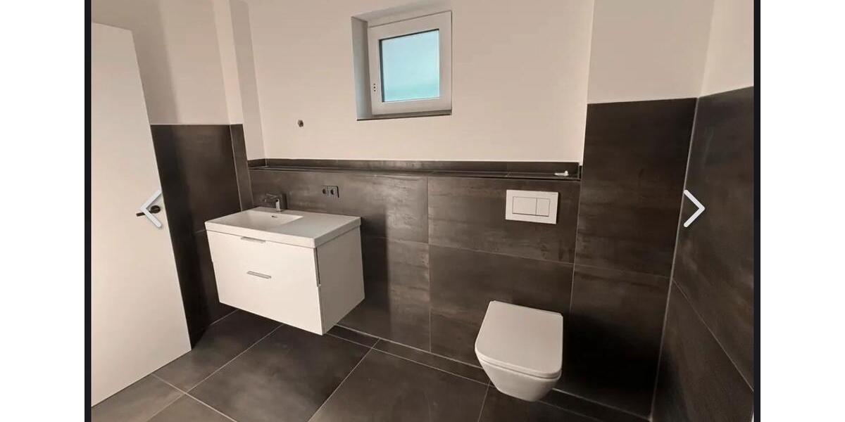 Erdgeschoßwohnung Solingen Burg - 2 Zimmer, 74 m&sup2;, 1.340&euro; | Angebot:26420615