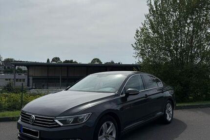 VW Passat 144.000 km 11.400 &euro; Remscheid 42853