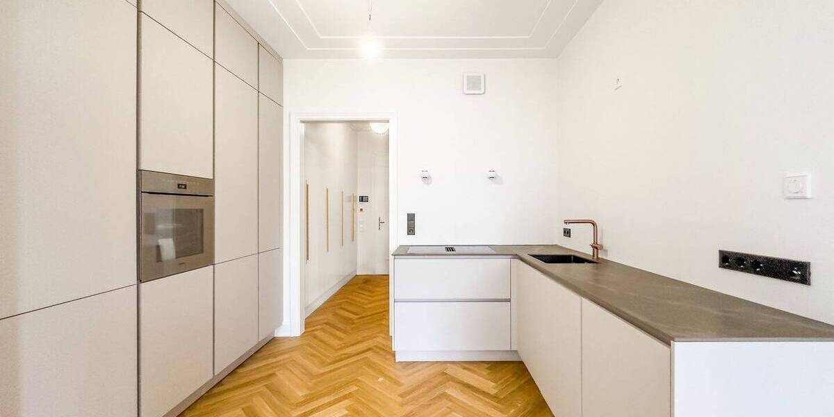 Etagenwohnung Düsseldorf Oberkassel - 2 Zimmer, 63 m&sup2;, 2.205&euro; | Angebot:26642813