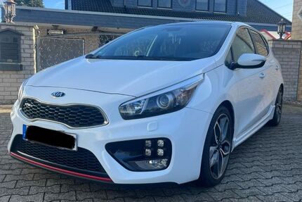 Kia ceed / Ceed 91.489 km 16.699 &euro; Leverkusen 51373