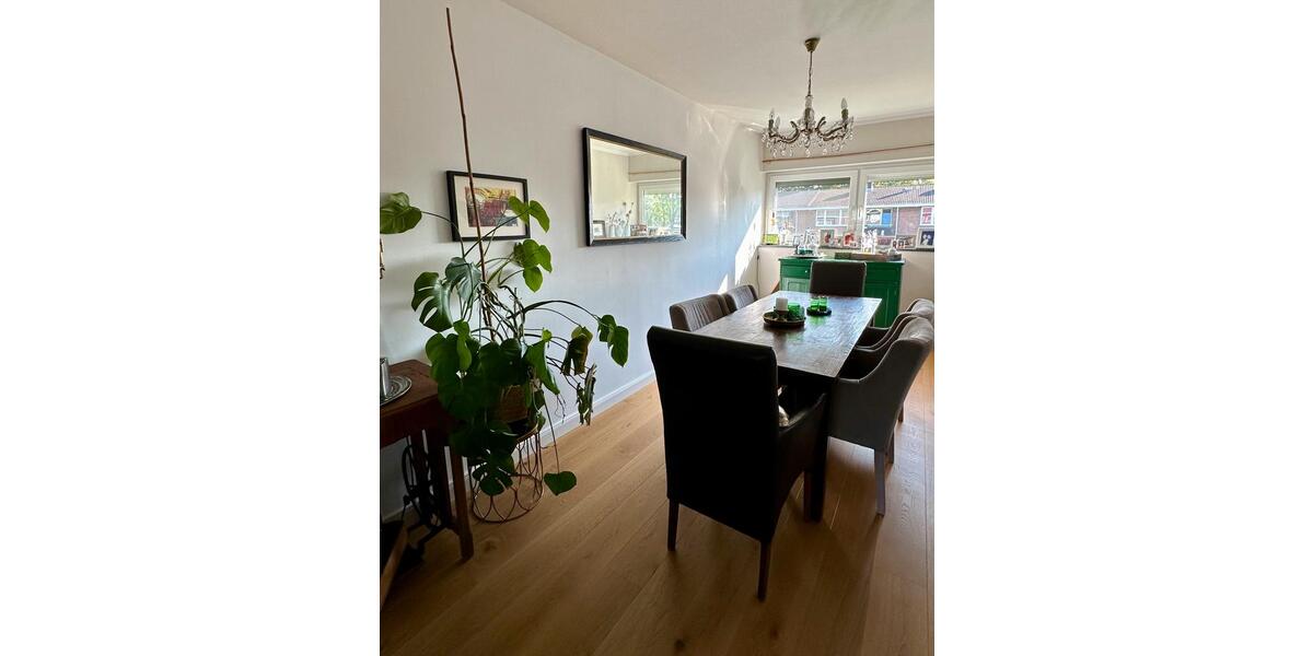 Etagenwohnung Düsseldorf Stadtbezirk 9 - 2.5 Zimmer, 74 m&sup2;, 1.880&euro; | Angebot:26008519