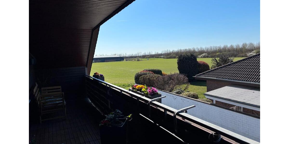 Dachgeschoßwohnung Elsdorf - 3 Zimmer, 120 m&sup2;, 1.500&euro; | Angebot:25103880