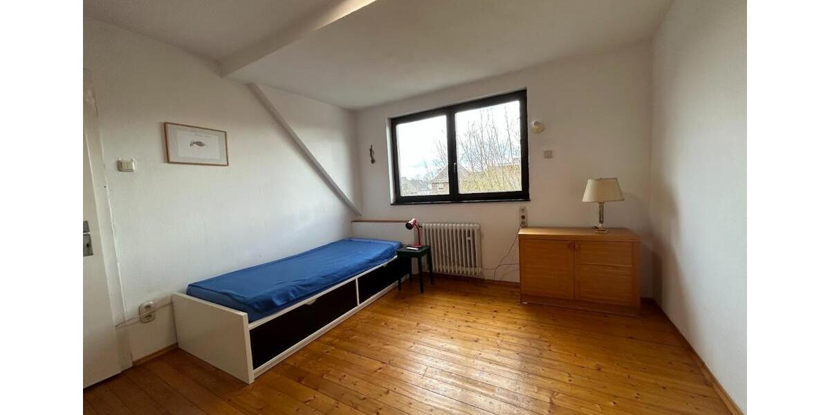 Doppelhaushälfte Köln Kalk - 7 Zimmer, 160 m&sup2;, 670.000&euro; | Angebot:26000903