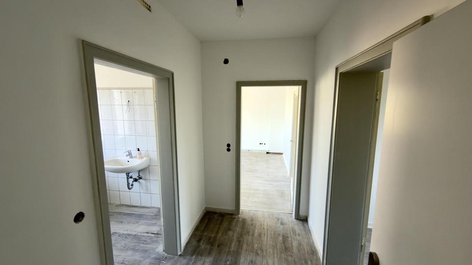 Etagenwohnung Solingen Burg - 2 Zimmer, 55 m&sup2;, 690&euro; | Angebot:26637417