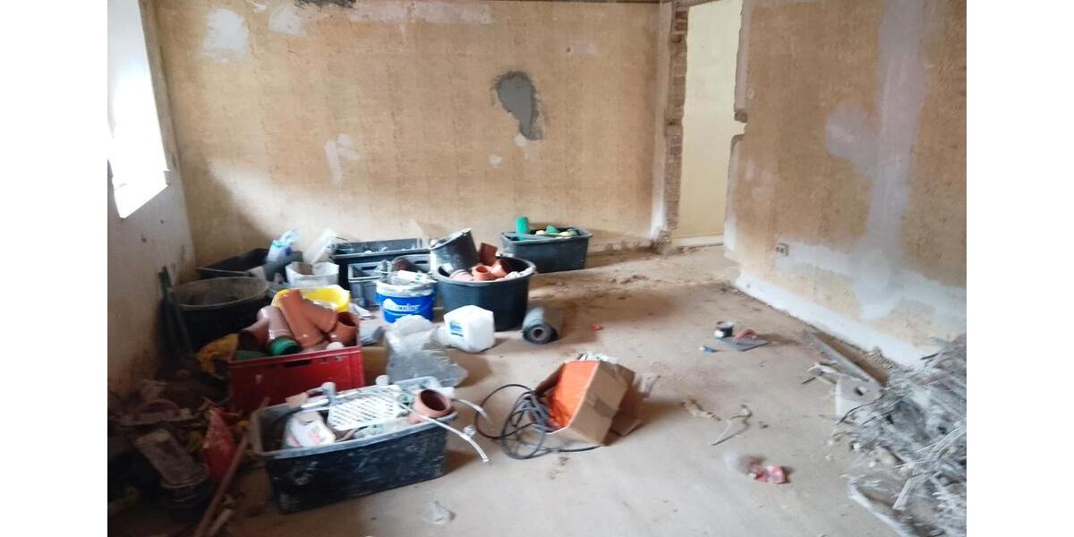 Doppelhaushälfte Bedburg - 4 Zimmer, 90 m&sup2;, 109.000&euro; | Angebot:26708483