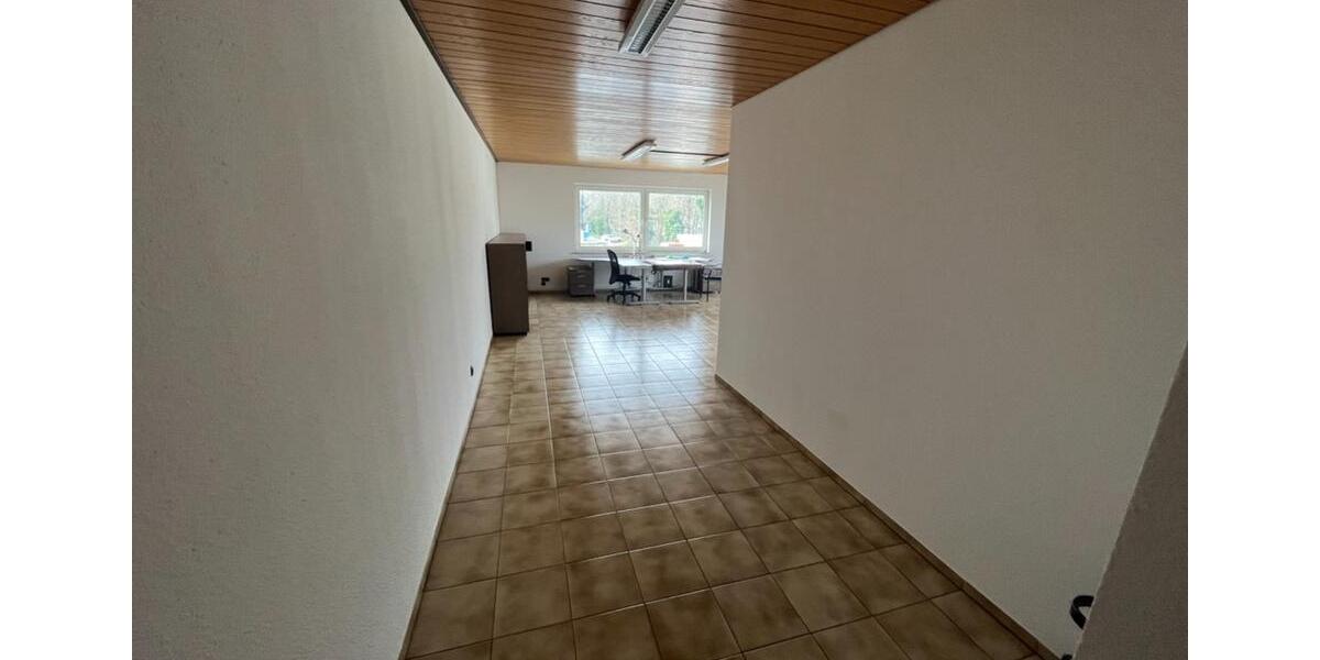 Gewerbeobjekt Langenfeld (Rheinland) - 1.900&euro; | Angebot:24630486