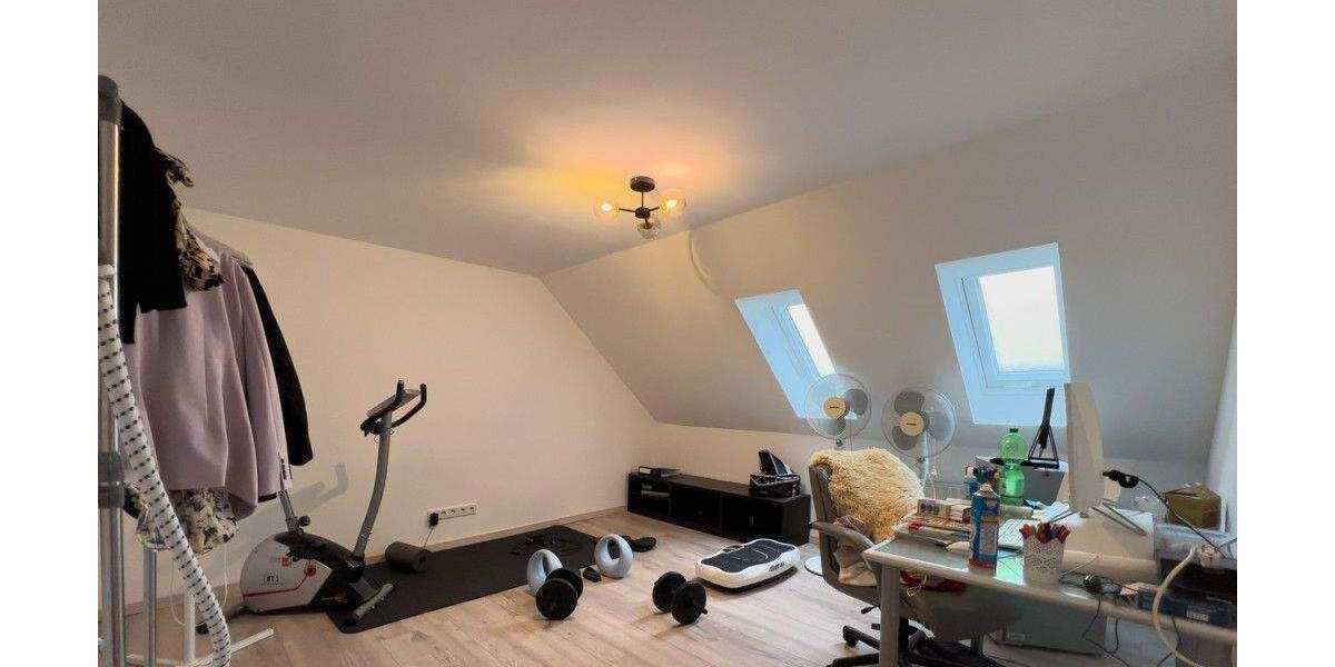 Reihenmittelhaus Solingen Höhscheid - 6 Zimmer, 145 m&sup2;, 319.000&euro; | Angebot:25779467