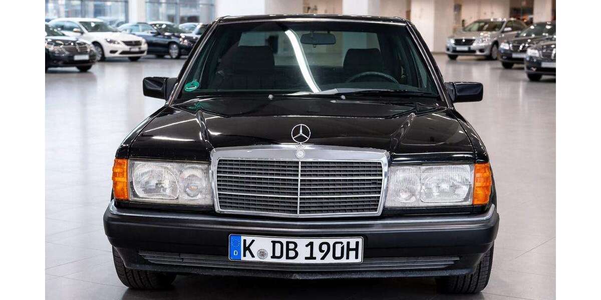 Mercedes-Benz 190 323.000 km 11.999 &euro; Düsseldorf 40595