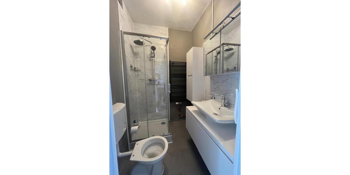 Etagenwohnung Düsseldorf Stadtbezirk 3 - 1 Zimmer, 32 m&sup2;, 850&euro; | Angebot:26689267