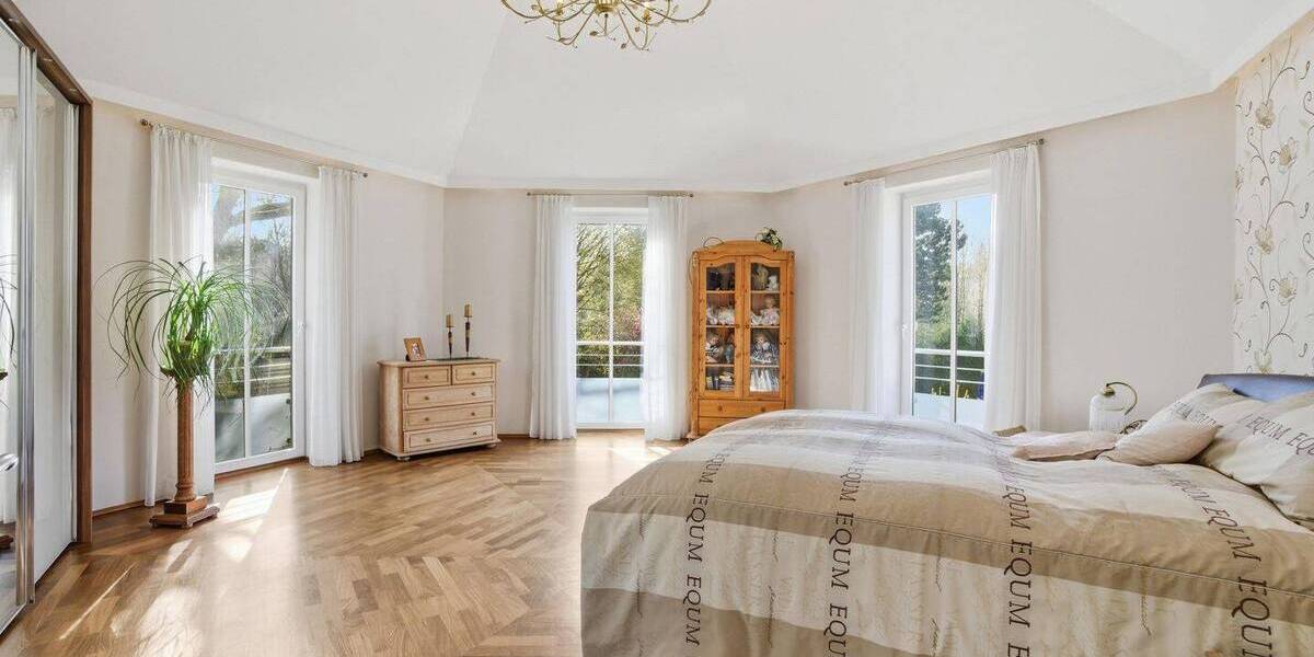 Einfamilienhaus Neuss Reuschenberg - 7 Zimmer, 475 m&sup2;, 2.790.000&euro; | Angebot:26687526