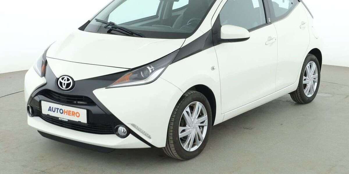 Toyota Aygo 43.079 km 11.710 &euro; Köln 50739