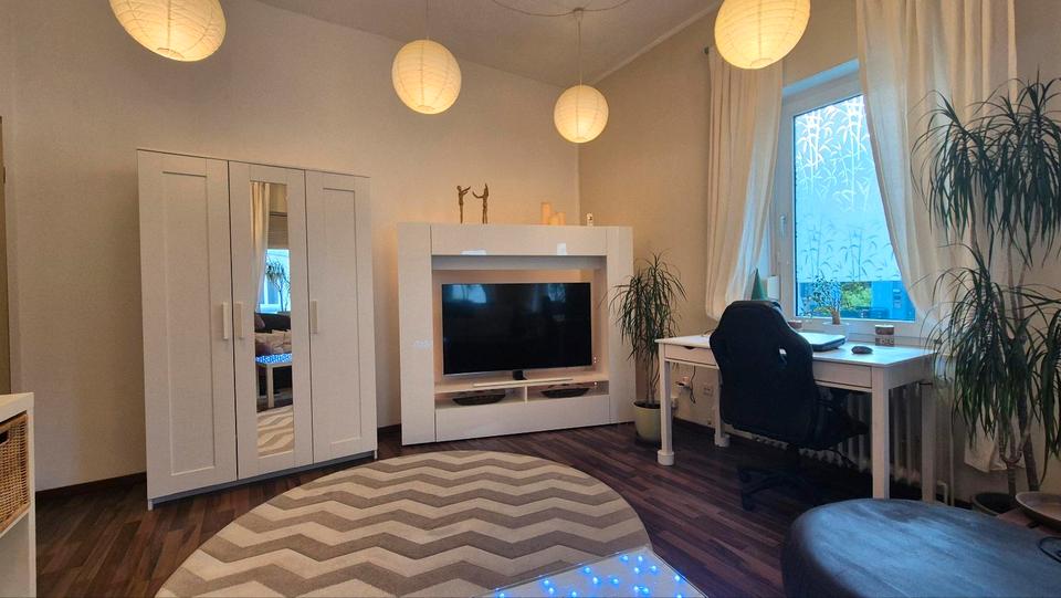 Erdgeschoßwohnung Solingen - 1 Zimmer, 62 m&sup2;, 400&euro; | Angebot:26697867