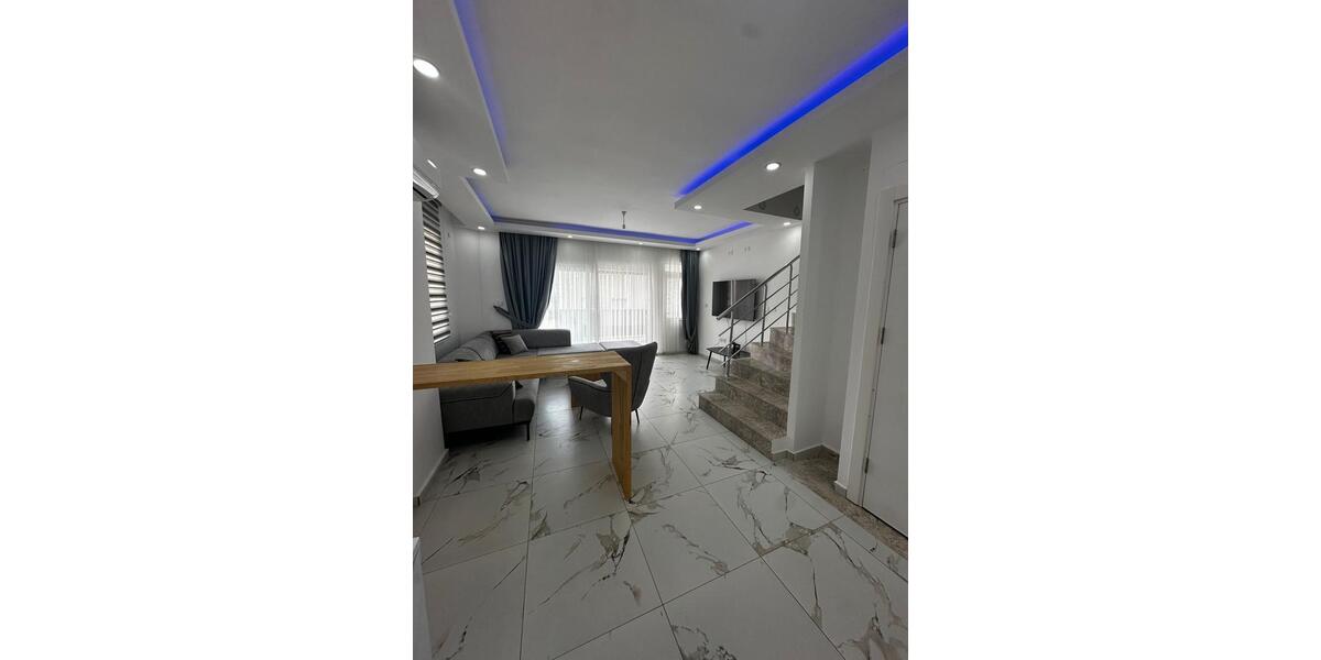 Einfamilienhaus Köln Mülheim - 4 Zimmer, 195 m&sup2;, 199.000&euro; | Angebot:25304635