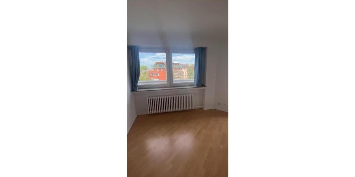 Dachgeschoßwohnung Köln Lindenthal - 1 Zimmer, 15 m&sup2;, 430&euro; | Angebot:26033837