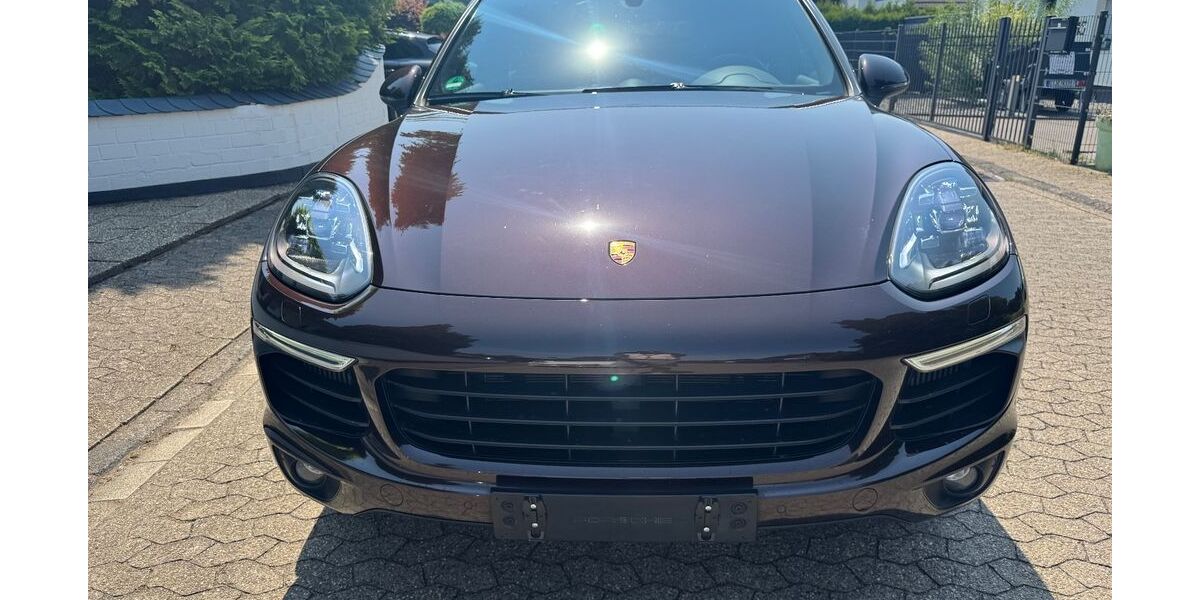 Porsche Cayenne 122.300 km 41.900 &euro; Ratingen 40885