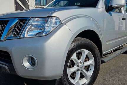 Nissan Navara 130.000 km 13.999 &euro; Köln 51107