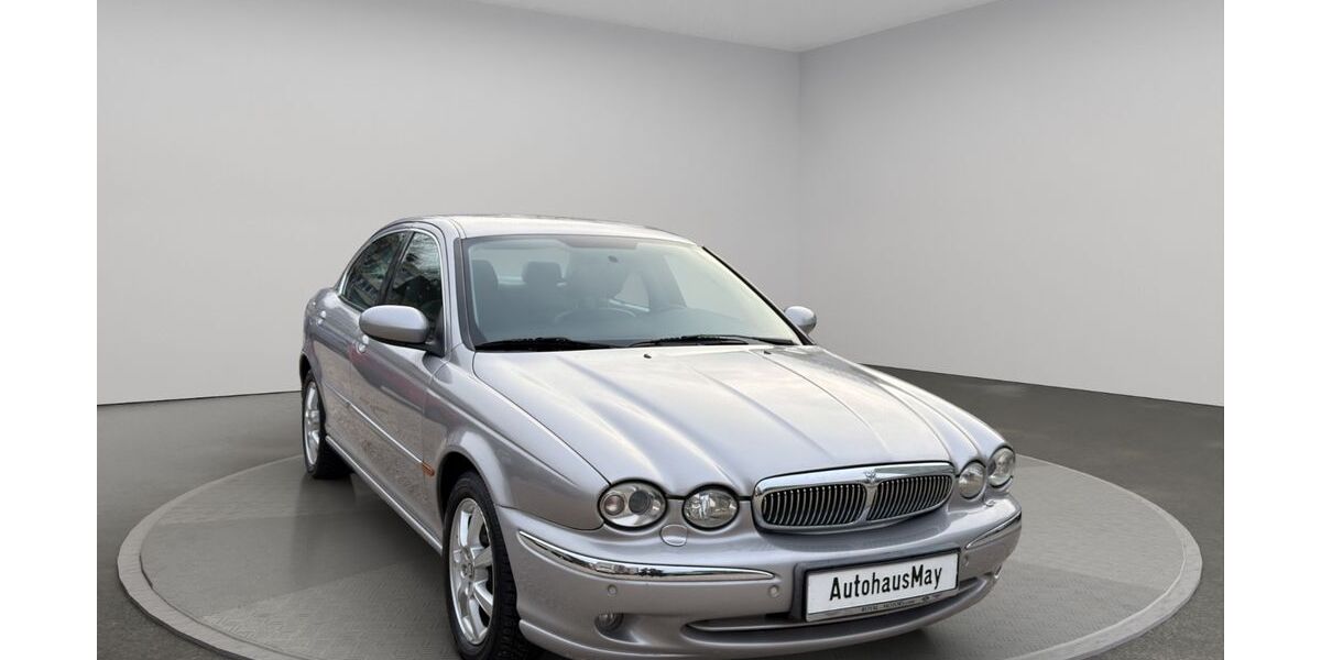Jaguar X-Type 124.161 km 4.950 &euro; Köln 50674