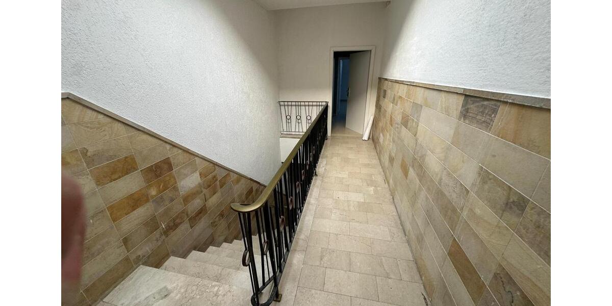 Dachgeschoßwohnung Solingen Wald - 4 Zimmer, 112 m&sup2;, 1.150&euro; | Angebot:25369360