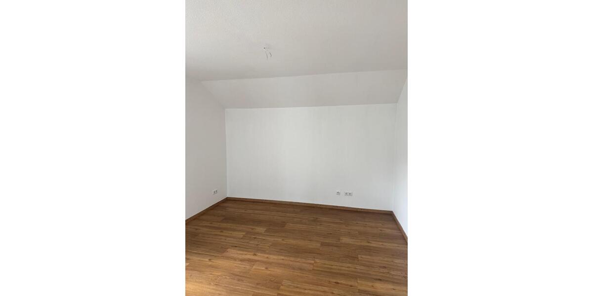 Etagenwohnung Erkrath - 2 Zimmer, 75 m&sup2;, 1.025&euro; | Angebot:26699635