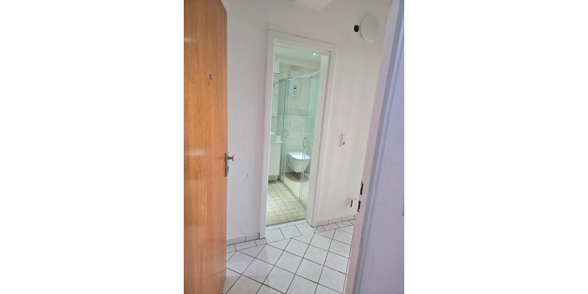 Etagenwohnung Köln Mülheim - 2 Zimmer, 54 m&sup2;, 1.300&euro; | Angebot:25887303