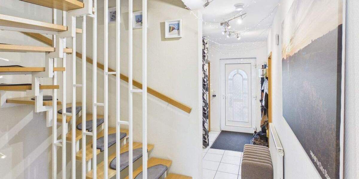 Doppelhaushälfte Solingen Burg - 6 Zimmer, 125 m&sup2;, 475.000&euro; | Angebot:25800879