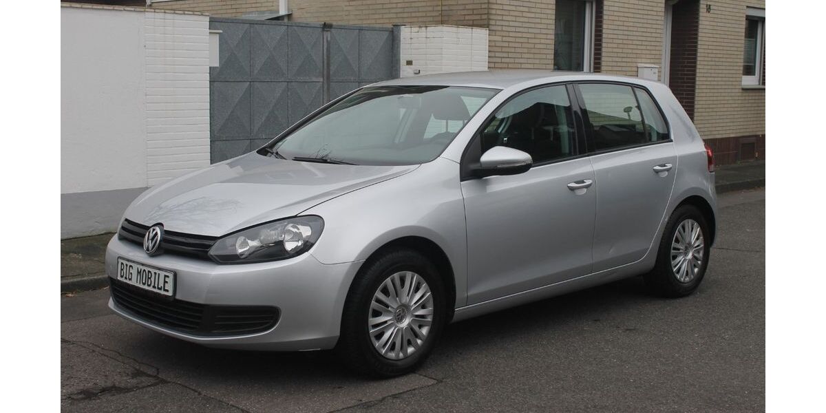 VW Golf 215.000 km 4.590 &euro; Köln 50739
